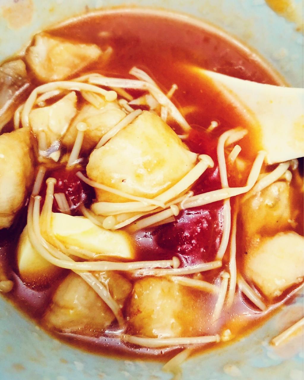 番茄金针菇巴沙鱼（龙利鱼）