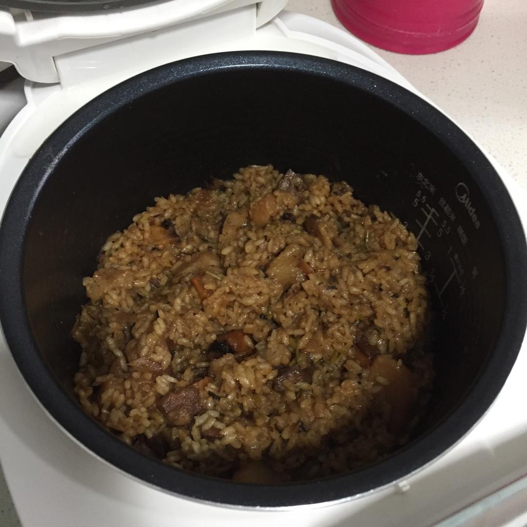 土豆牛腩焖饭