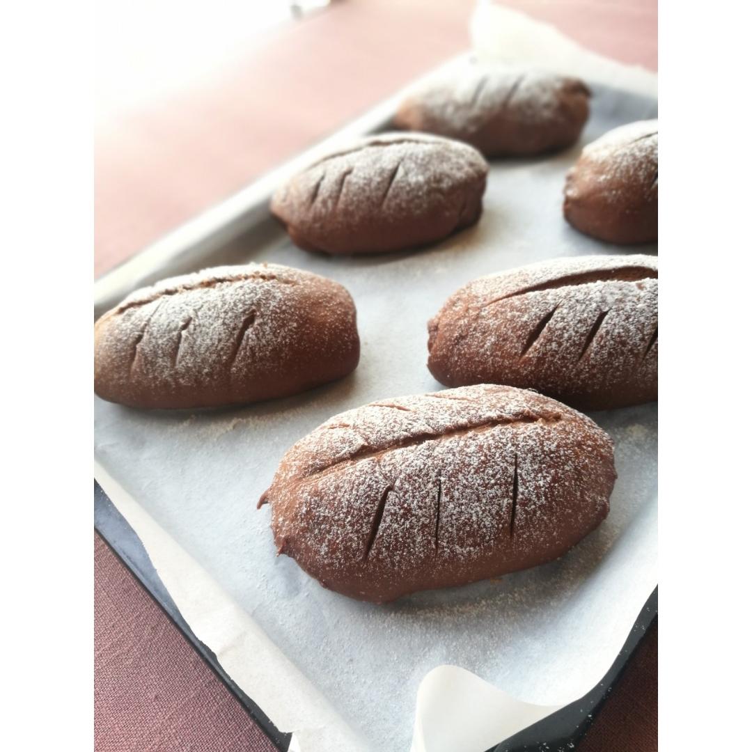 红豆/肉松麻薯软欧面包+石榴茶【曼食慢语】