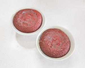 红丝绒火山熔岩蛋糕的做法 步骤12
