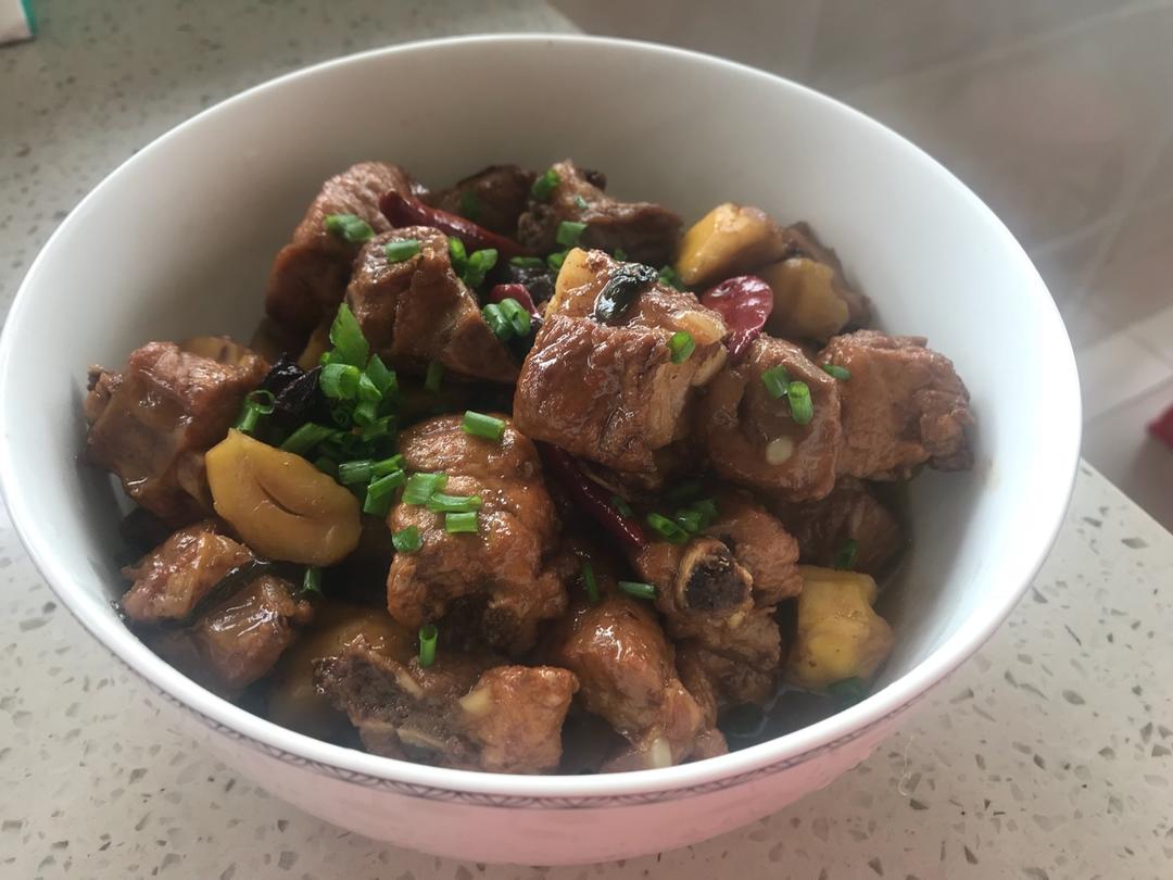 板栗烧排骨