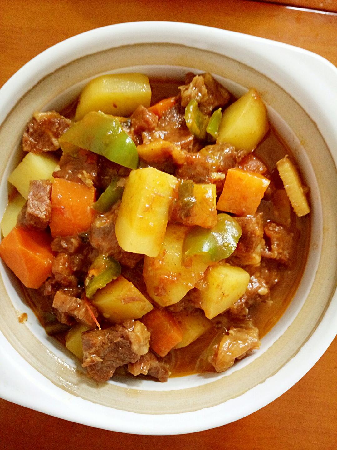 红烧牛肉土豆 （独家秘制）
