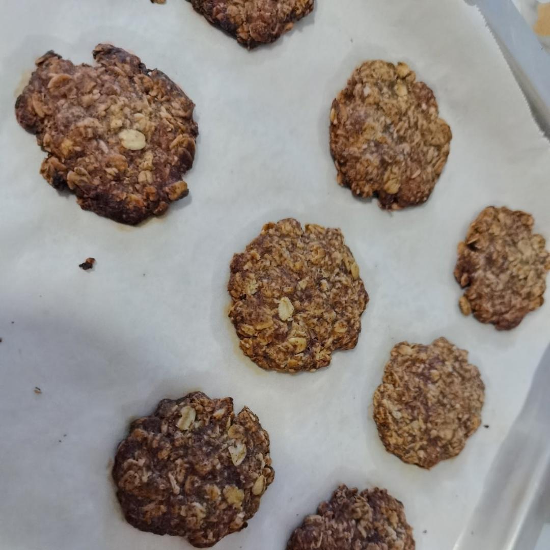 低脂低卡的燕麦饼干！饱腹感超强，做法简单！
