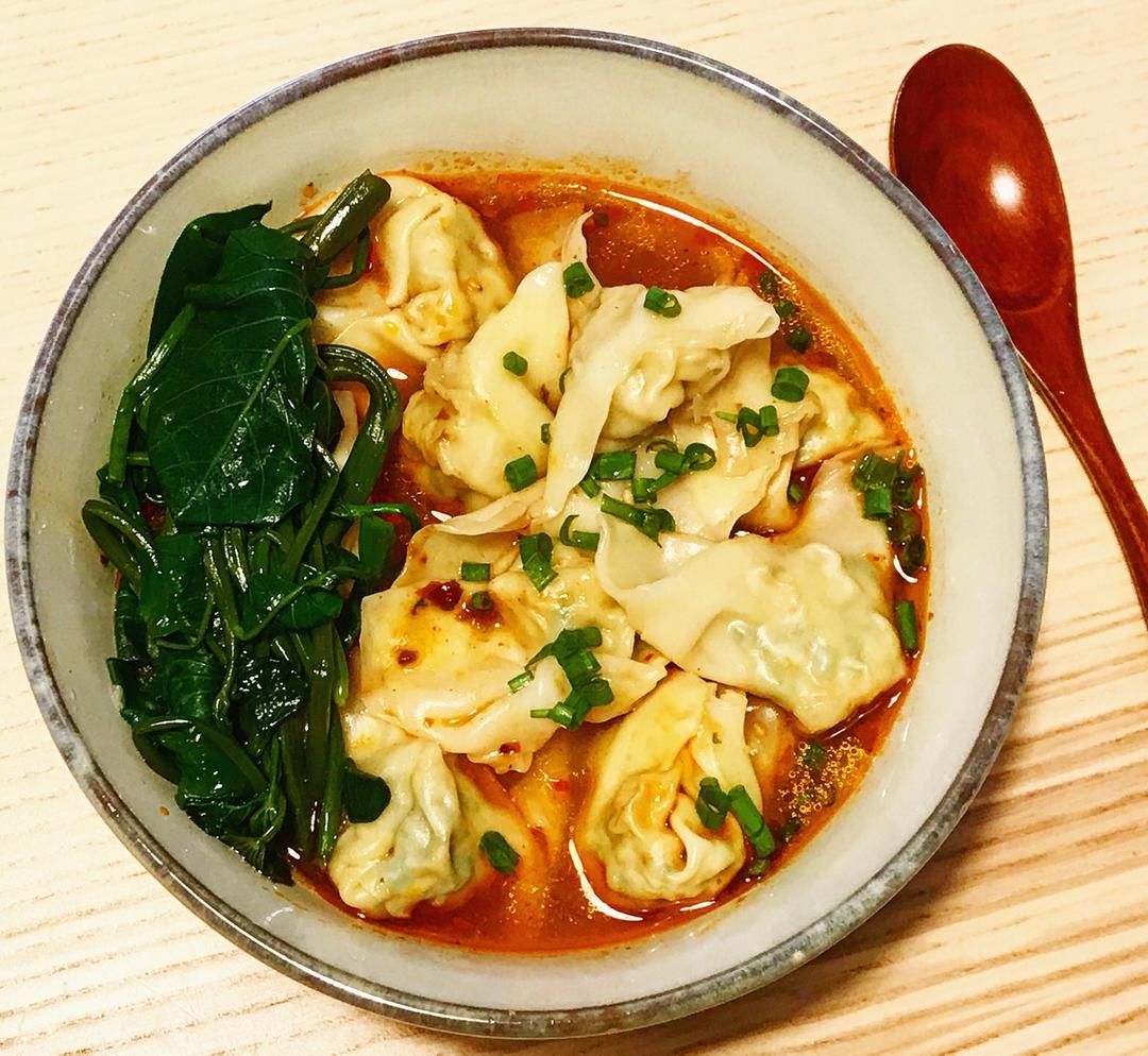 元宝馄饨的包法