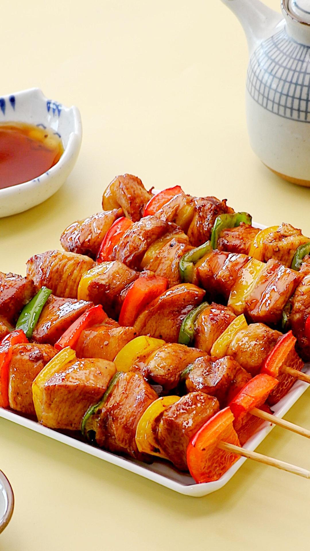 空气炸锅彩椒鸡肉串的做法