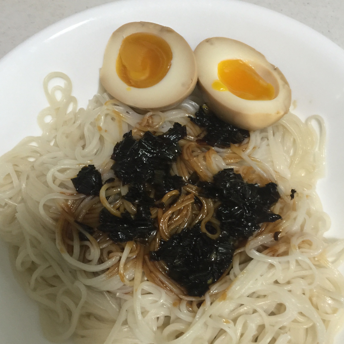 葱油拌面Spring Onion Noodles