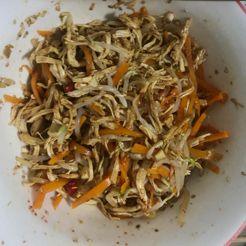 凉拌鸡丝