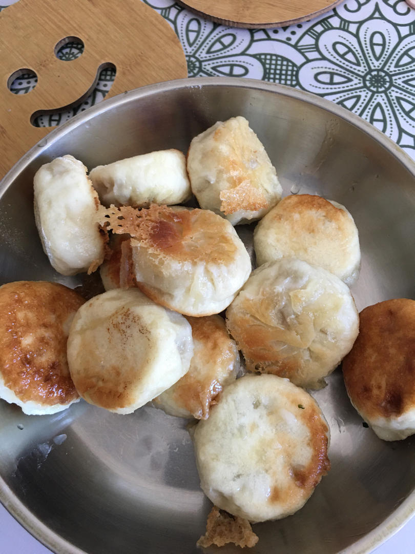 青萝卜牛肉水煎包