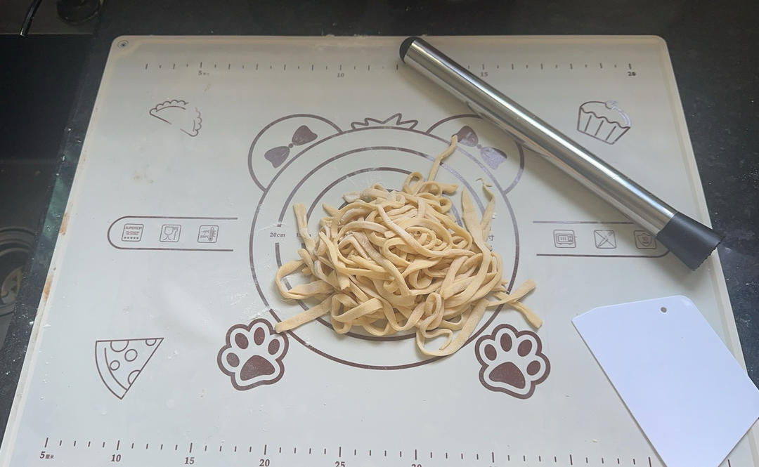 手工擀面条