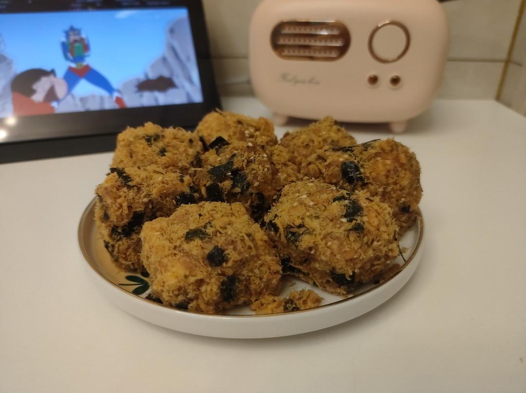 【有奖跟做】海苔肉松小贝蛋糕|酥松绵软