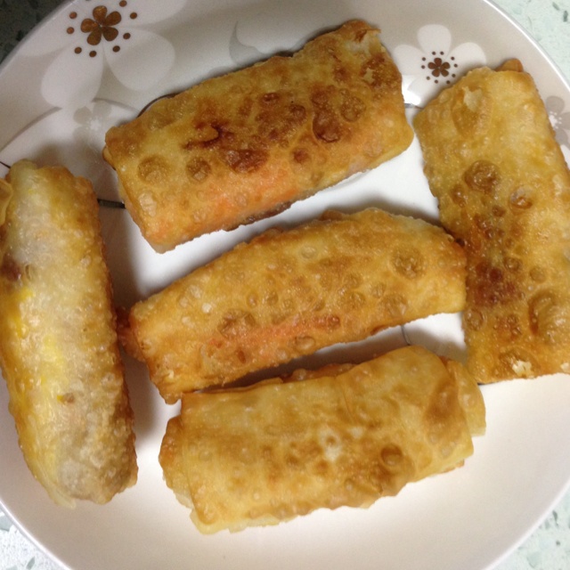 黄芽菜肉丝春卷