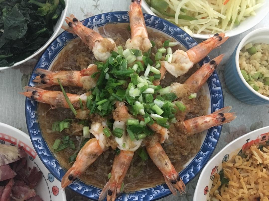 蒜蓉粉丝蒸虾