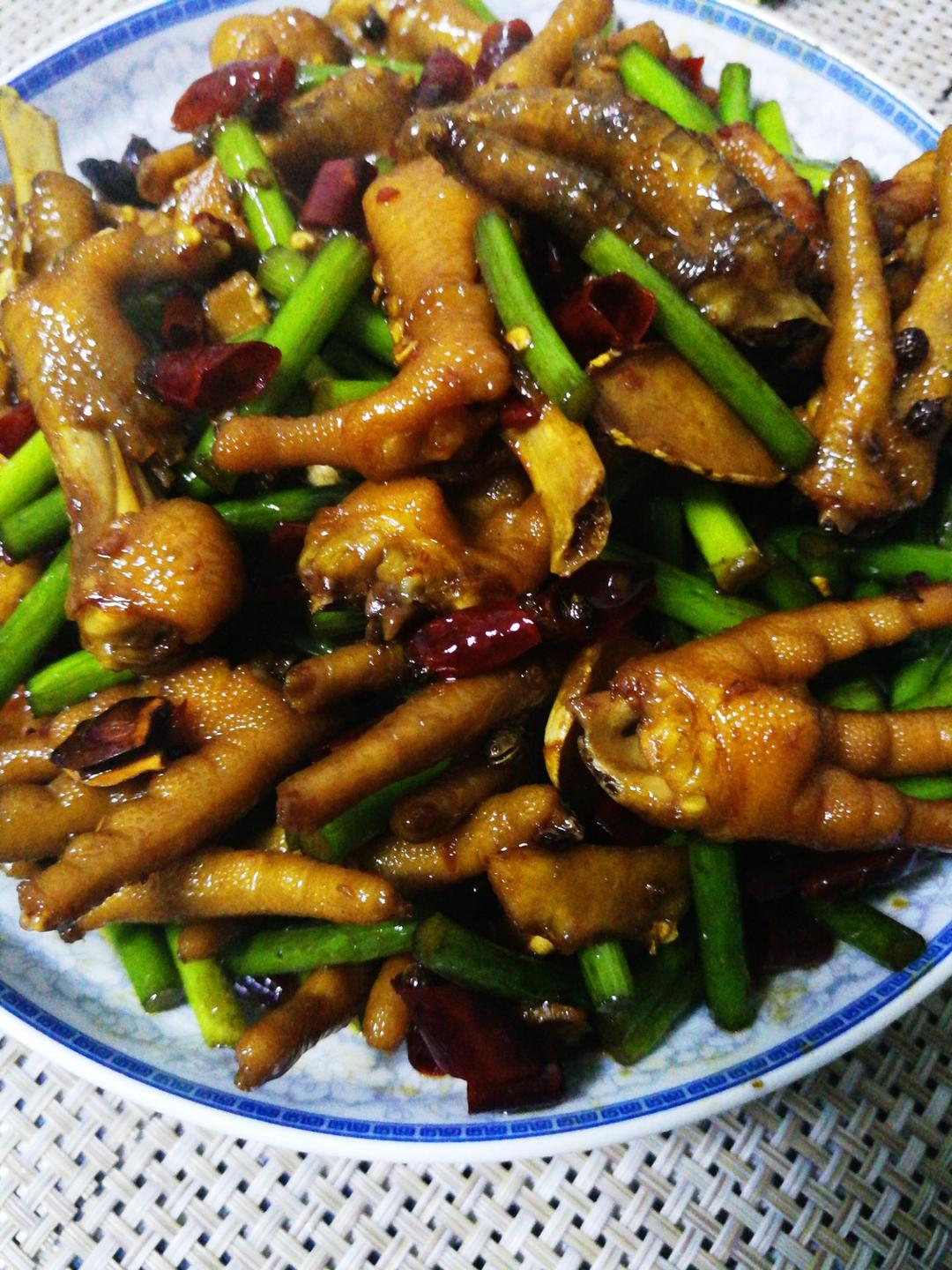 香辣烧鸡爪