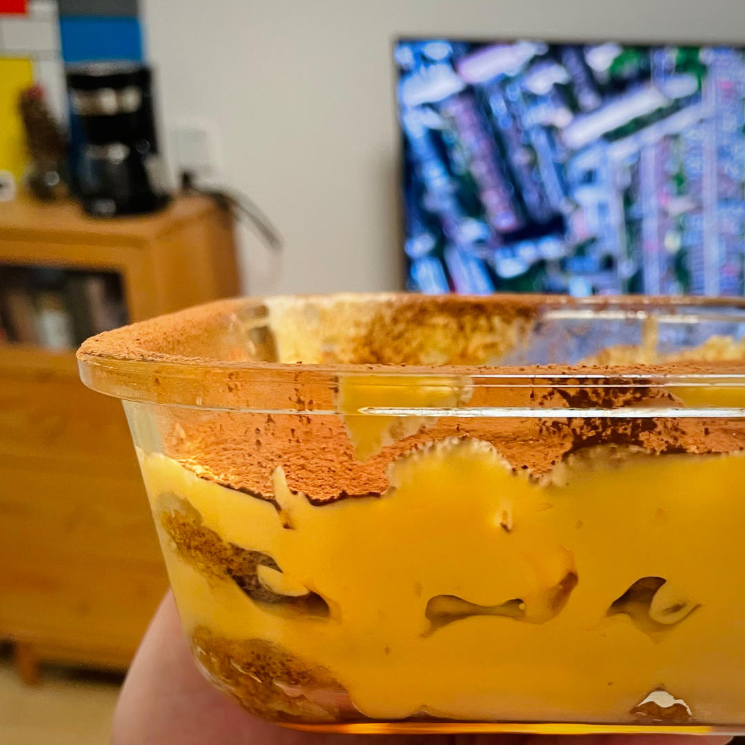 在欧洲学会的经典版提拉米苏