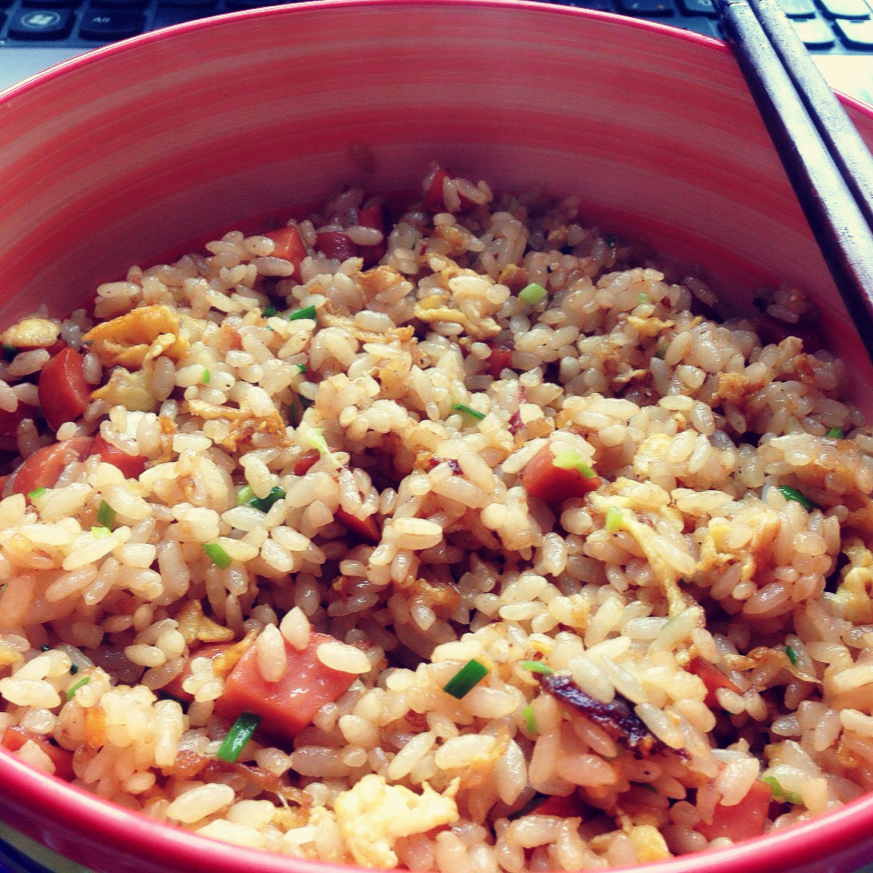 小时候的酱油炒饭