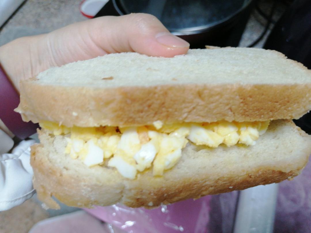 快手美味鸡蛋三明治