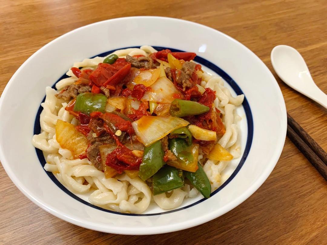 辣皮子拌面