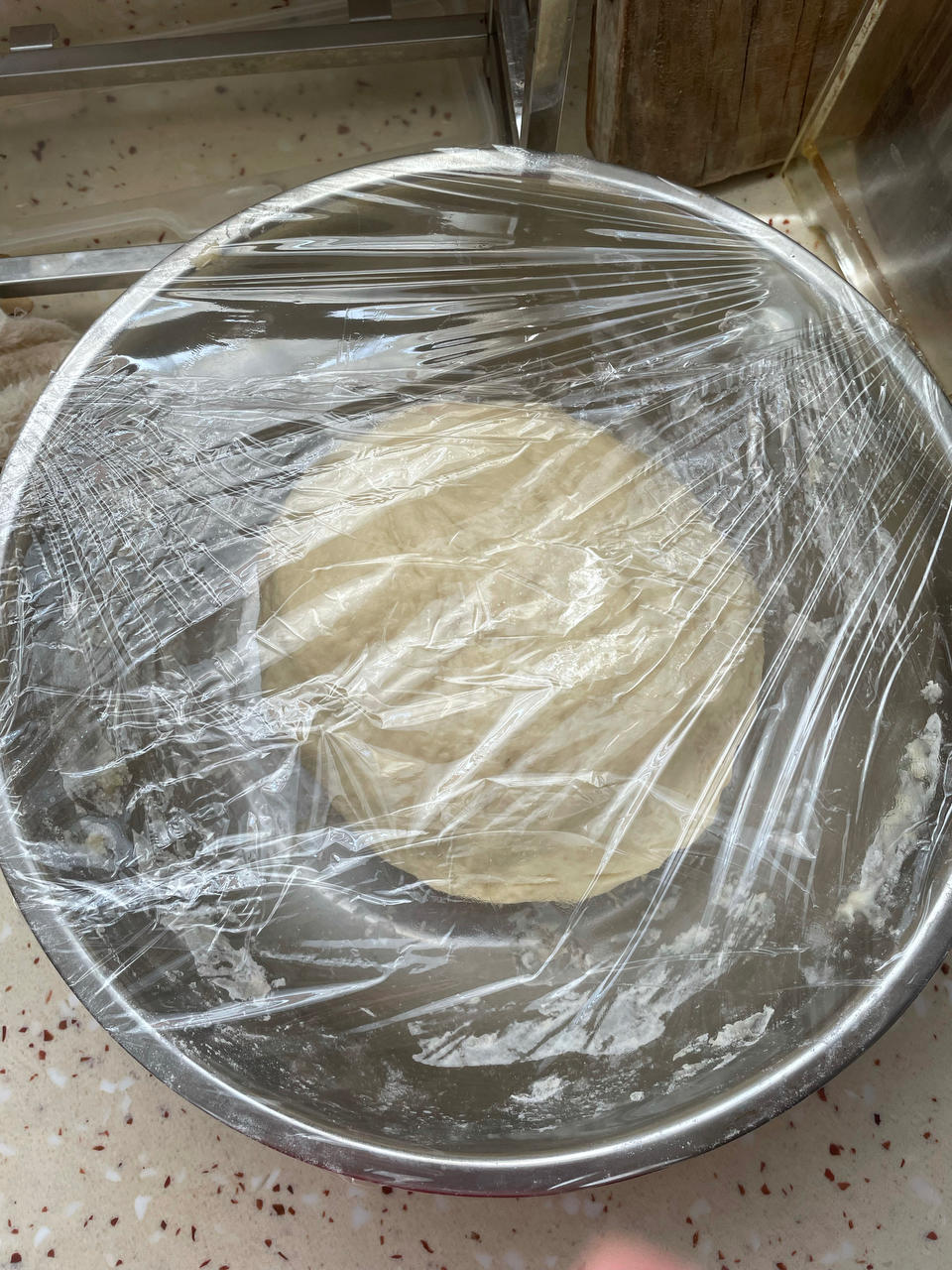 (超好吃的咸口面包）爆浆培根芝士面包