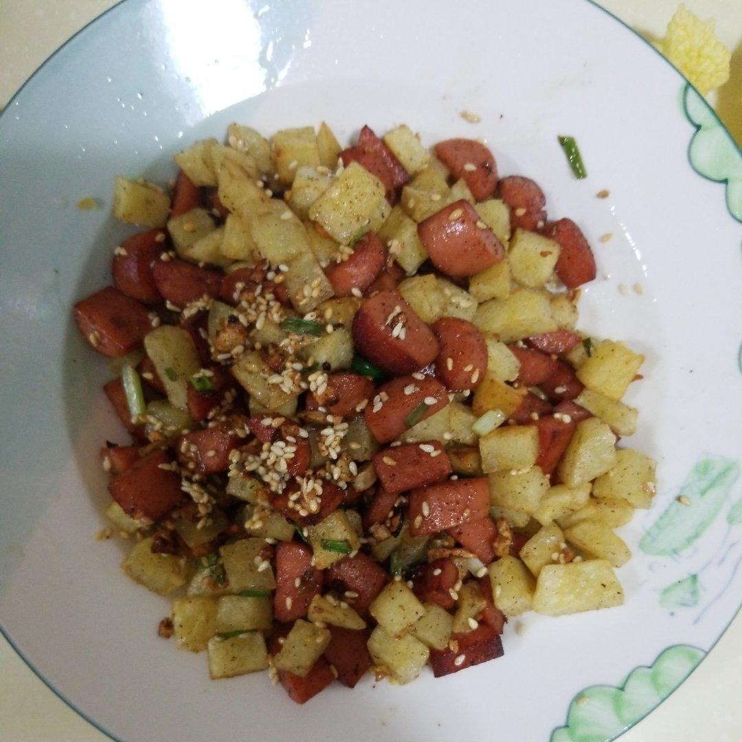 孜然土豆火腿肠 香辣过瘾还便宜！