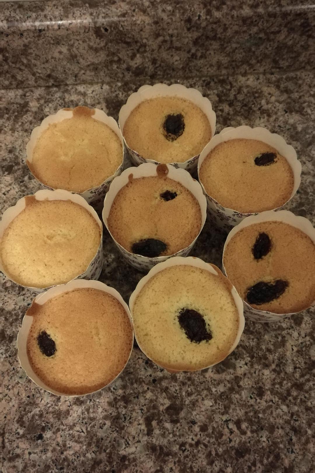 不会回缩的纸杯蛋糕--海氏烤箱定制