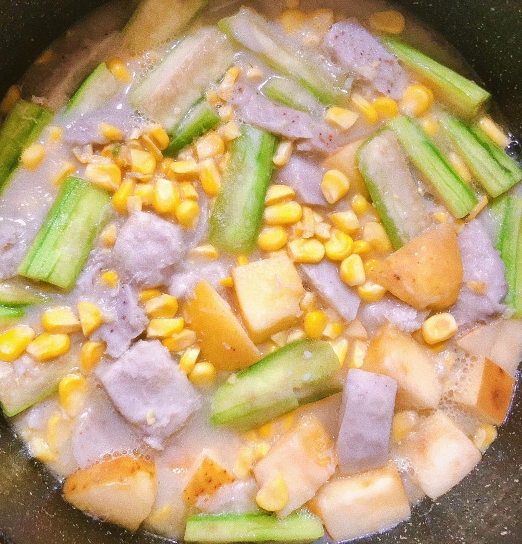 丝瓜芋头煲（丝瓜翠绿小秘诀）