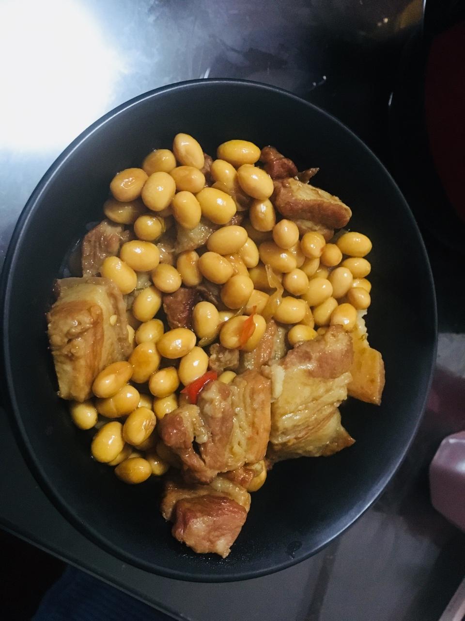 黄豆烧肉
