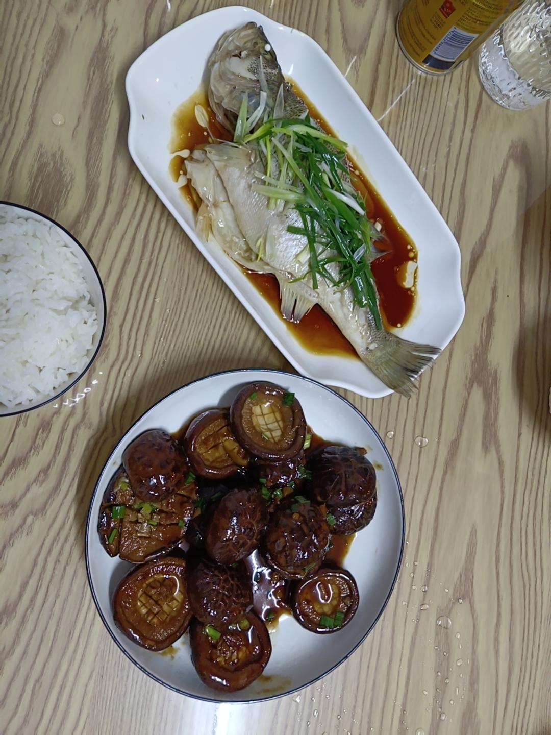 清蒸鲈鱼