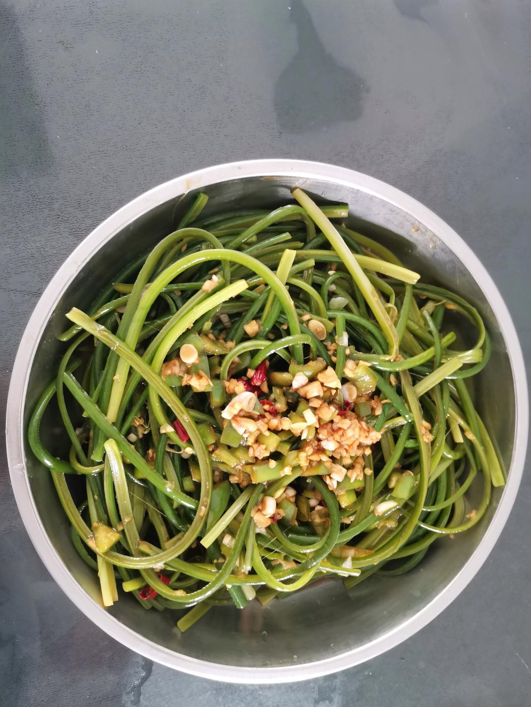 夏日爽口小菜一凉拌蒜苔