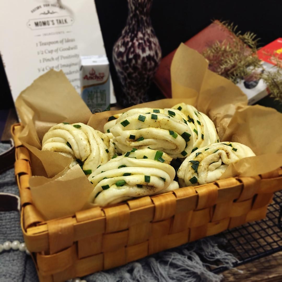 葱油花卷 Steamed Roll