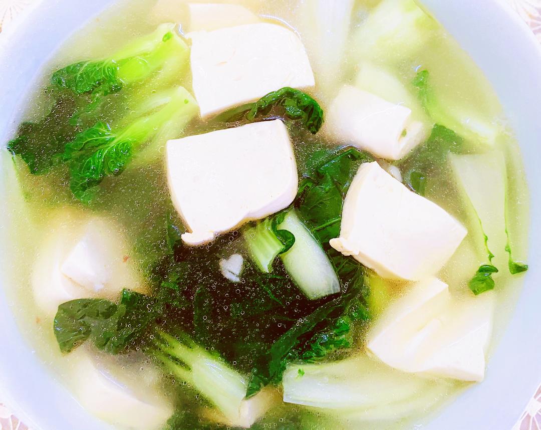 清淡小菜青菜豆腐汤