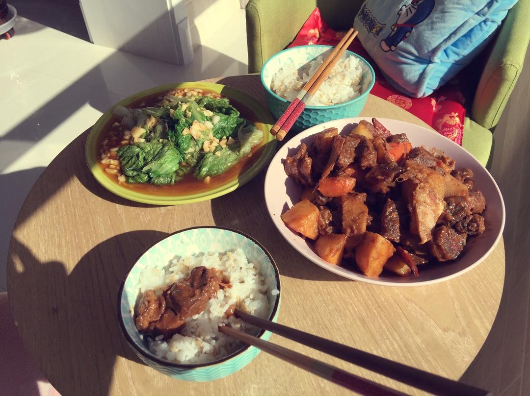 土豆炖牛肉
