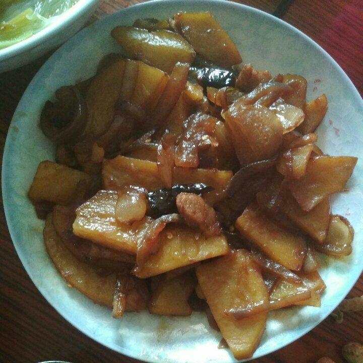 洋葱炒土豆