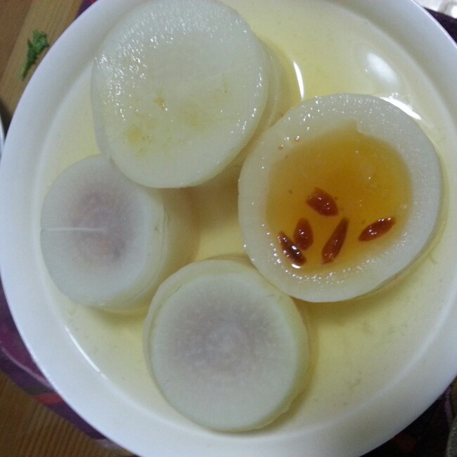 白萝卜炖蜂蜜