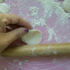 水饺皮的做法 步骤7