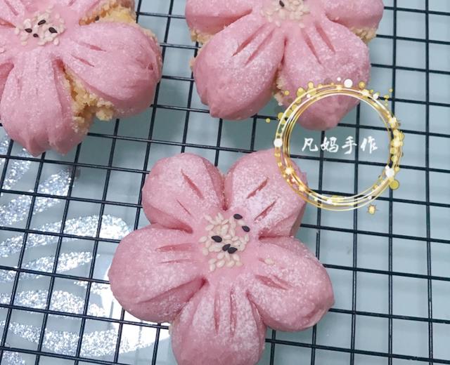 樱花椰蓉包的做法