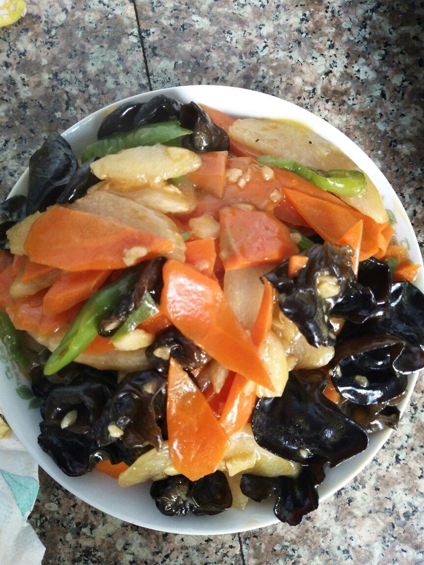 养生食谱之木耳炒山药