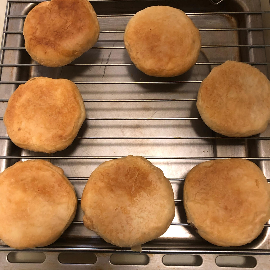 酥到掉渣的红豆饼