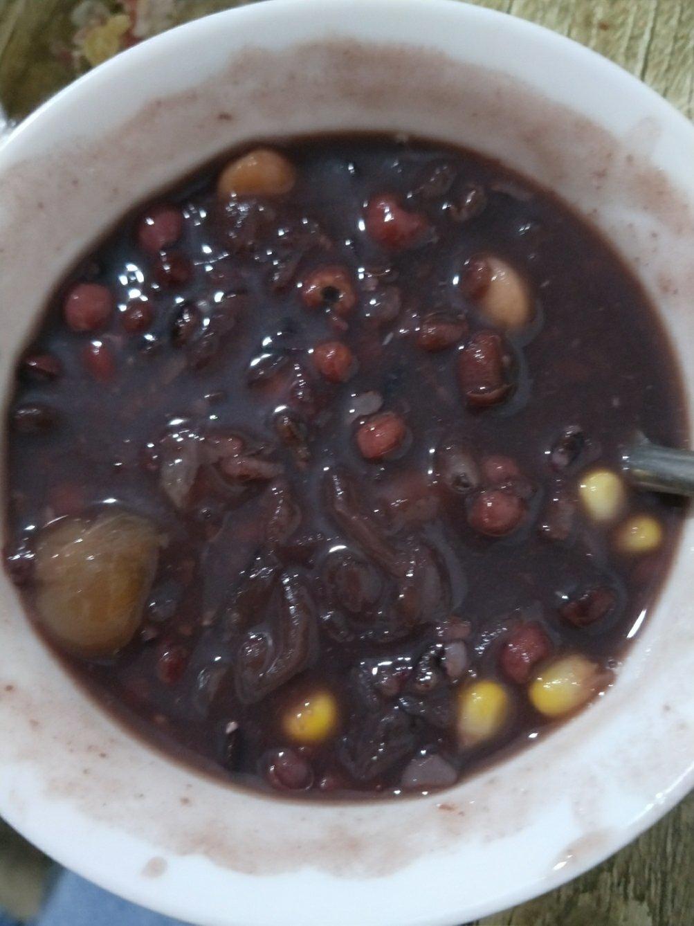 99%像的娃哈哈桂圆莲子八宝粥