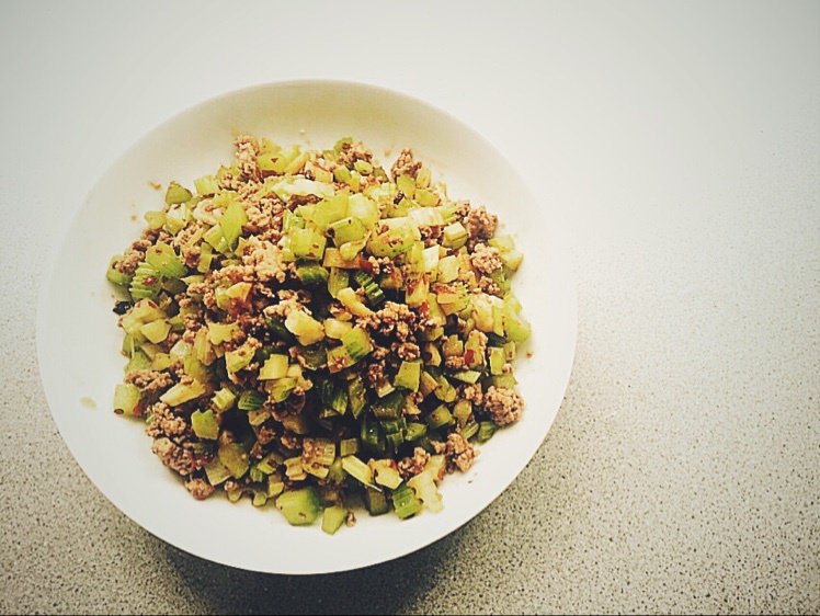 川味芹菜肉末