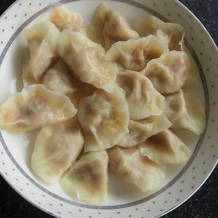 1115657765做的私房胡萝卜素馅饺子