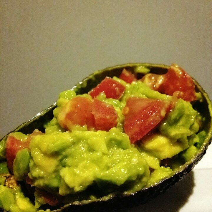消灭牛油果大作战