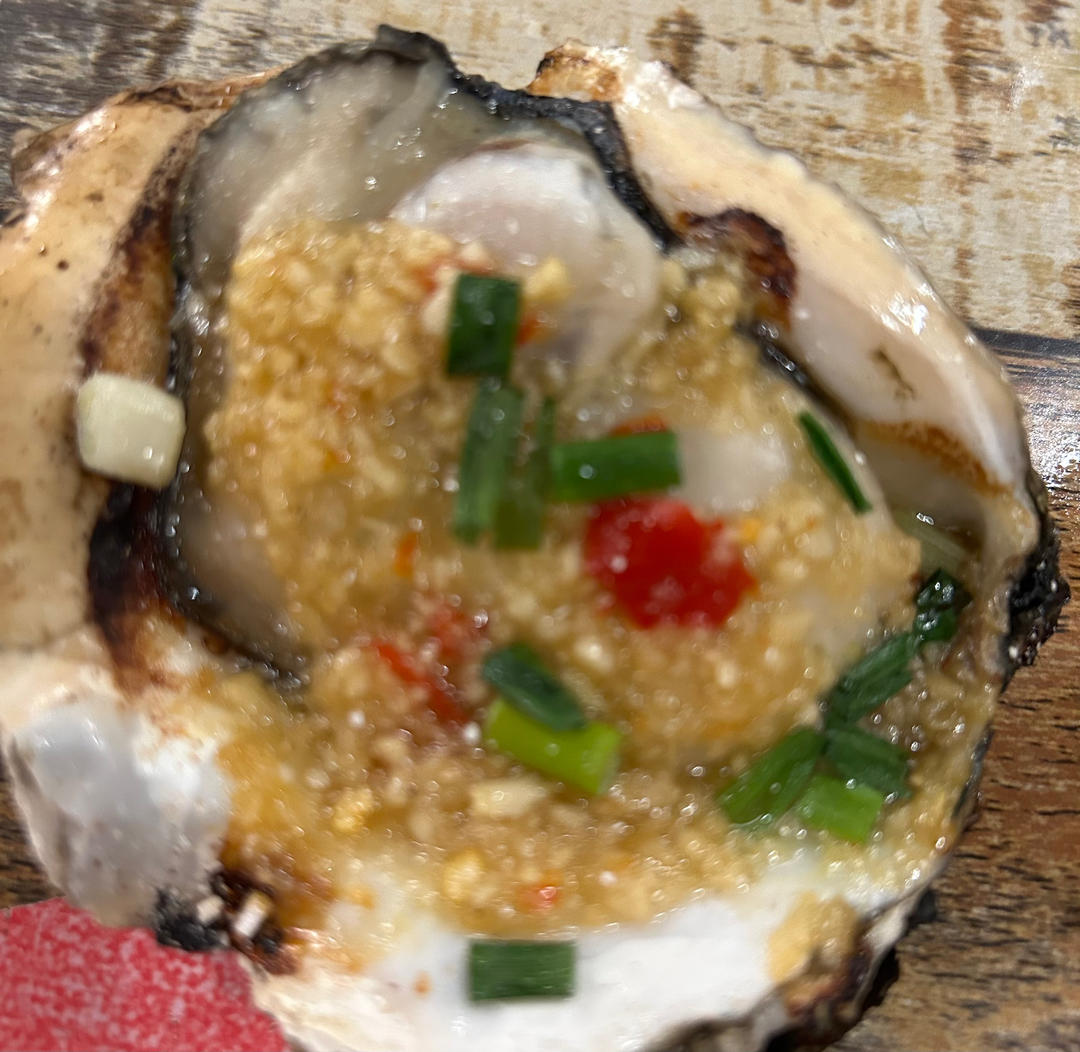 蒜蓉烤生蚝（万能好吃的蒜蓉辣椒酱）