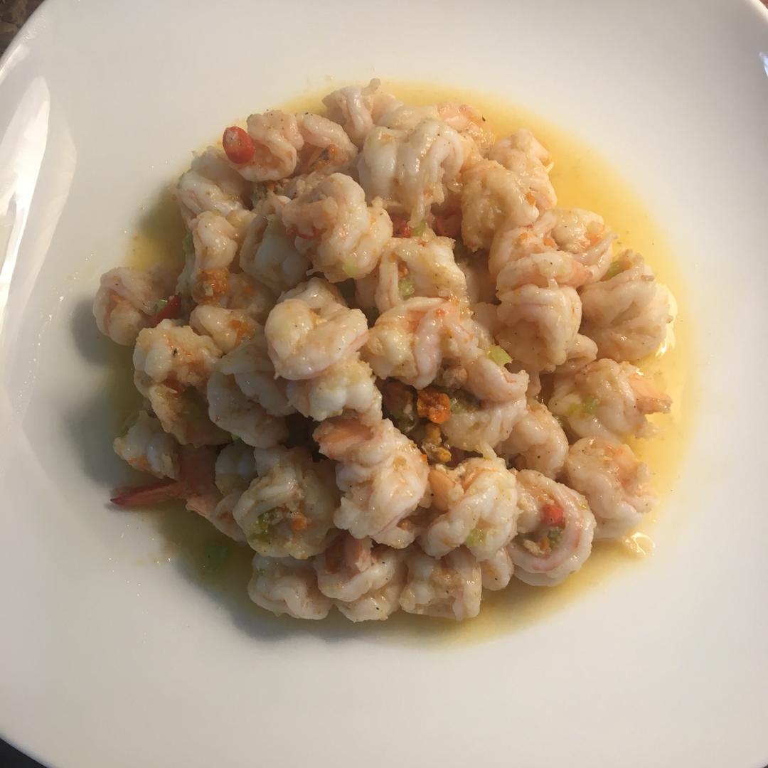 蟹粉烩虾仁的做法 步骤2