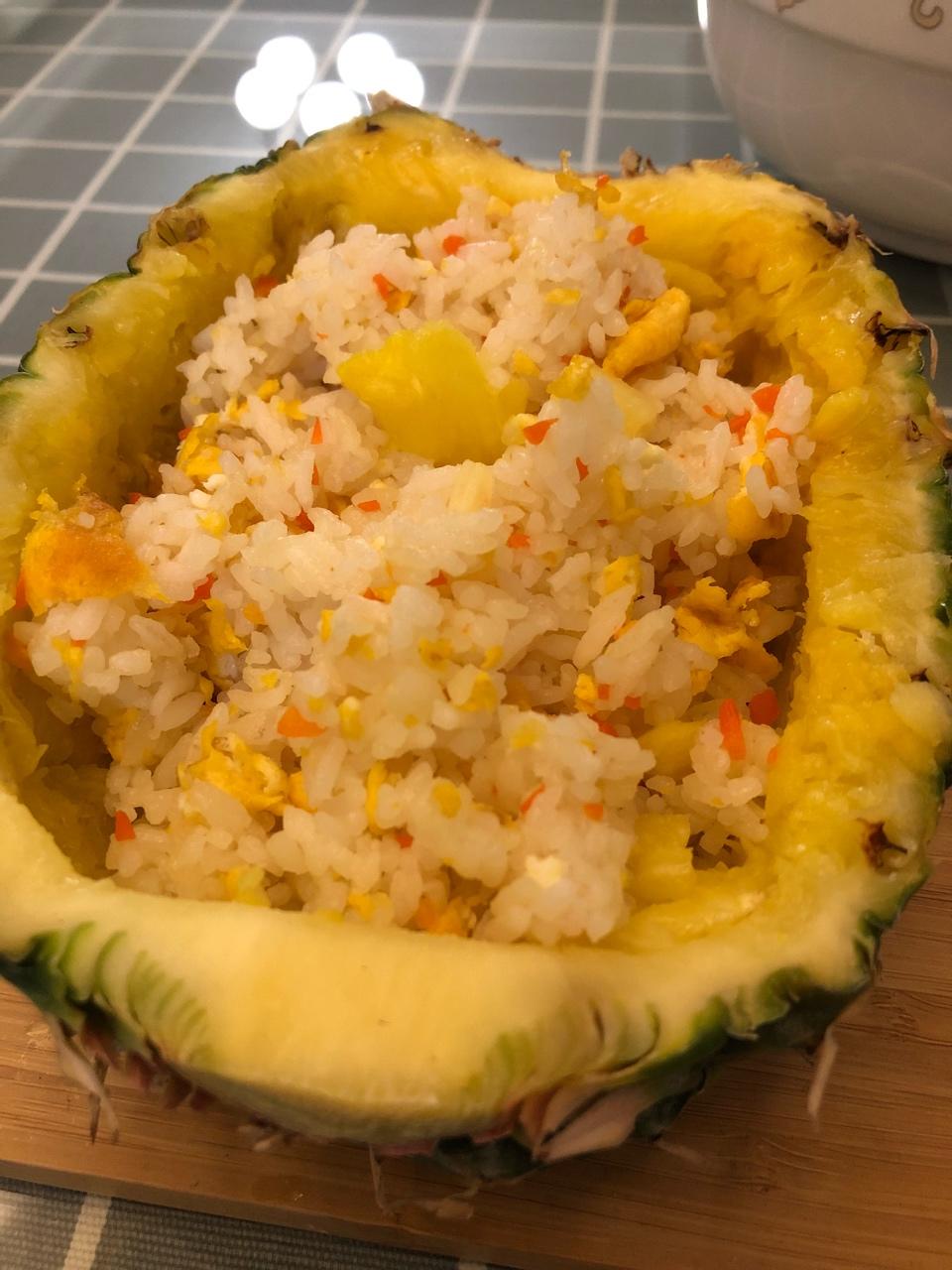 菠萝炒饭