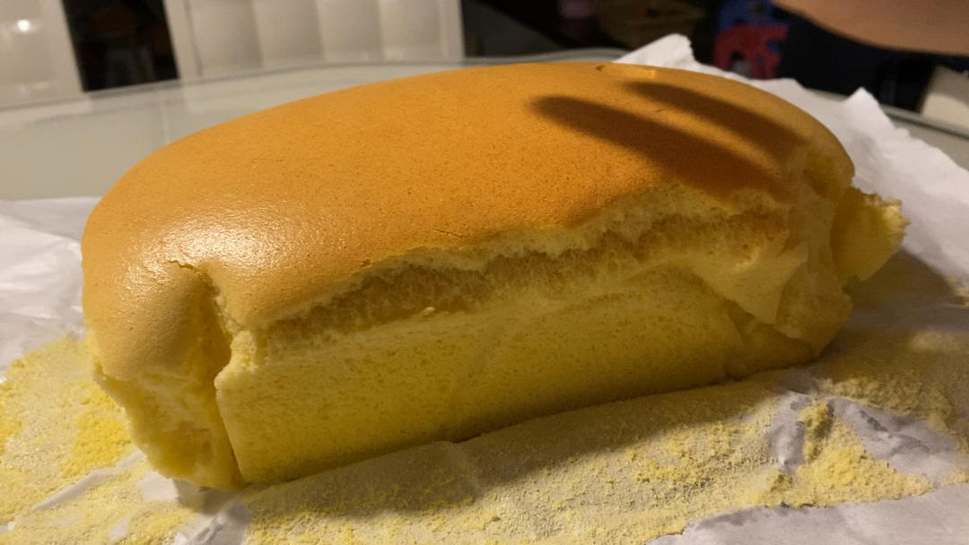 堪比柯基屁股
爆浆芝士🧀古早蛋糕