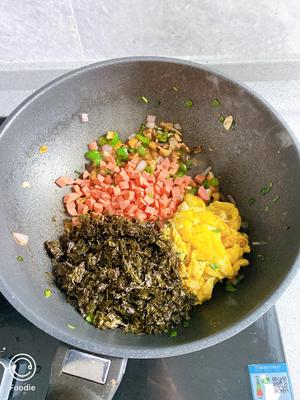 紫菜火腿鸡蛋炒饭的做法 步骤11