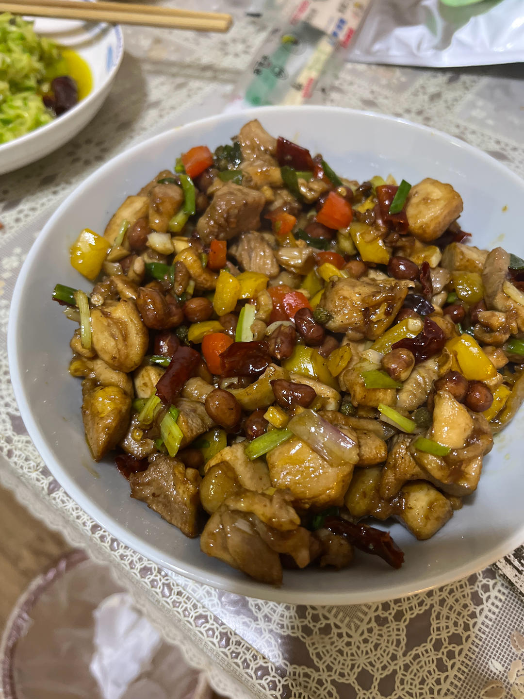 厨师长教你: “宫保鸡丁”的川味正宗做法, 一看就有食欲, 收藏了