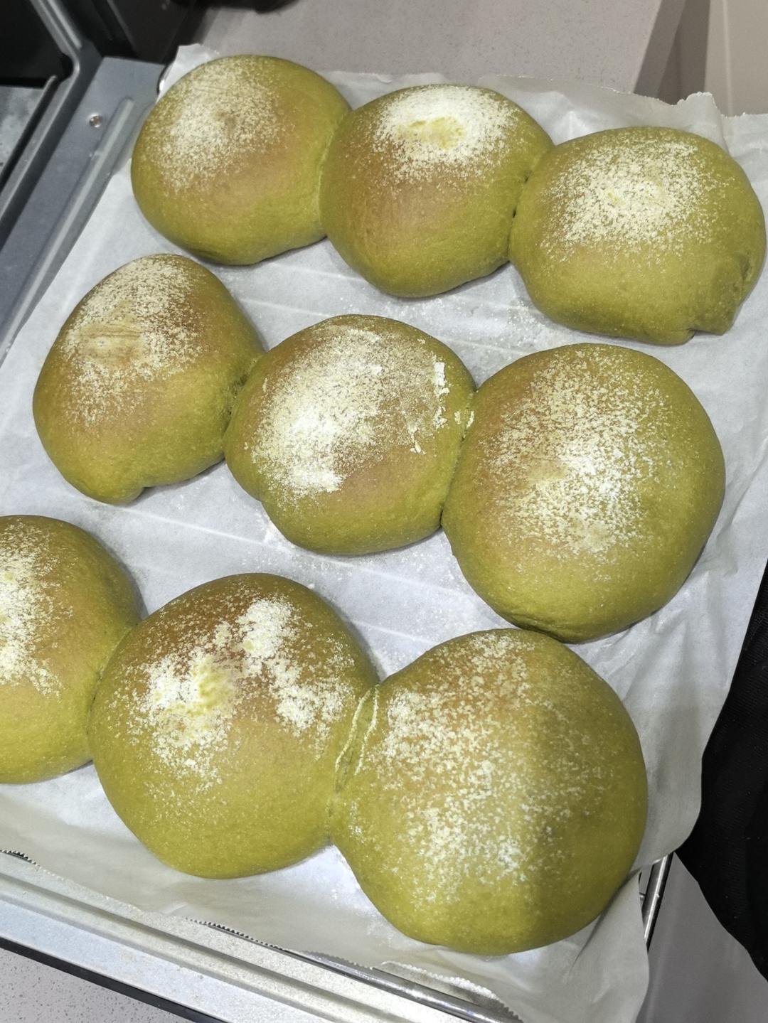 抹茶红豆奶酪面包
