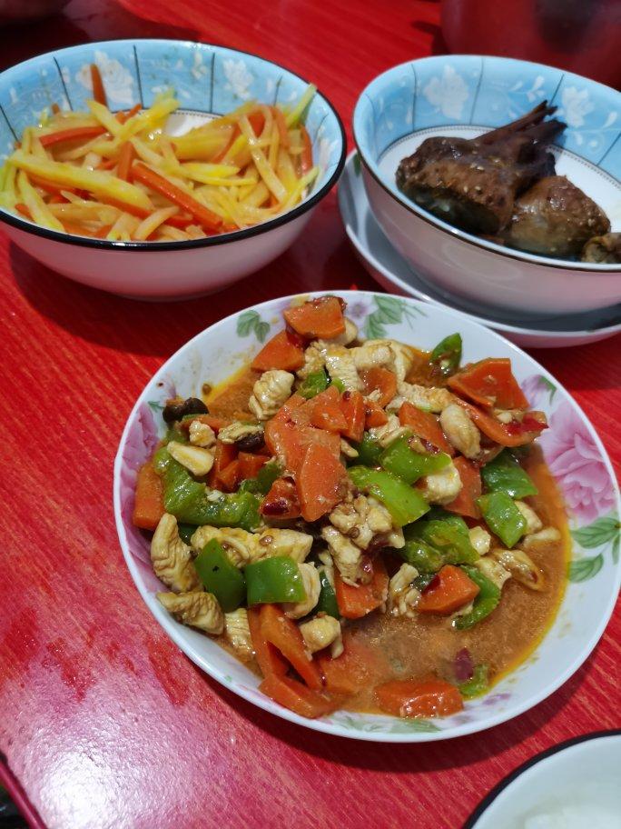 在家也能做出馆子味儿的醋溜/炝炒/酸辣土豆丝（就是那道看似简单，实则步步玄机的土豆丝）