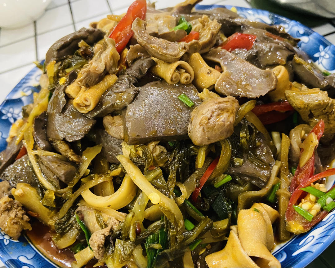 爆炒香辣鸡杂